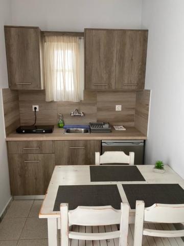 Niriides Rooms Kionia Exterior photo